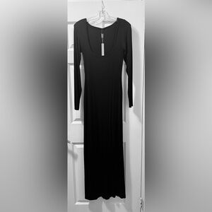 SKIMS NWT SOFT LOUNGE LONG SLEEVE
DRESS | ONYX | SZ L